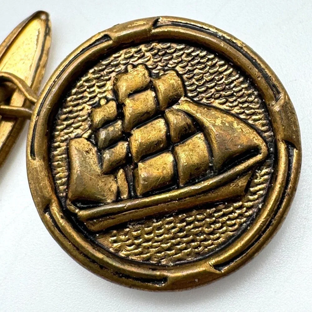 Vintage Gold Tone Ship Design Round Button Cufflinks With Chain Link Style
